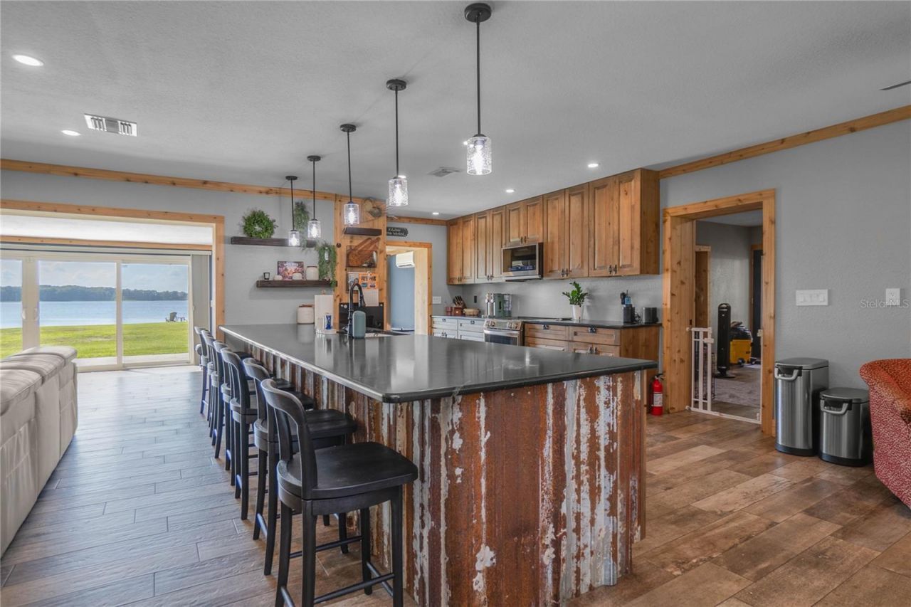 221 S Hunting Lodge Drive , Inverness, FL 34453 Photo