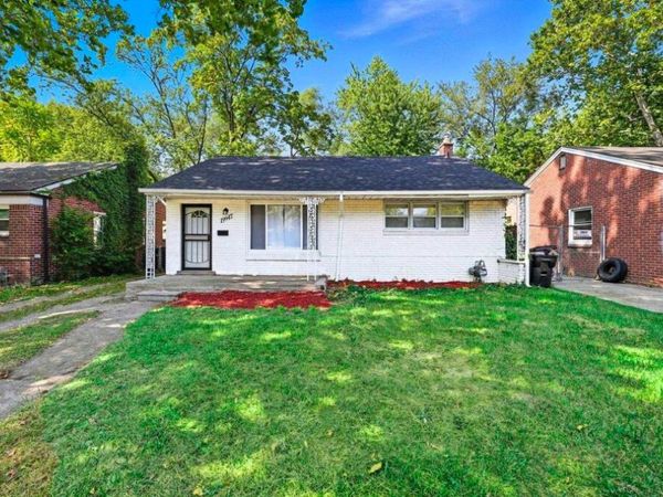 19941 Heyden Street, Detroit, MI 48219