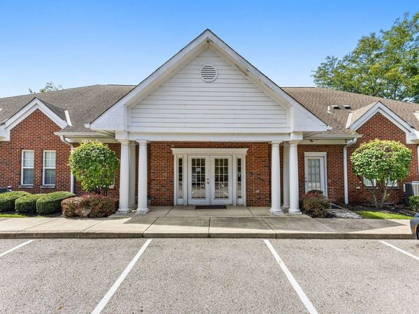 616 Office Parkway , Unit B, Westerville, OH 43082