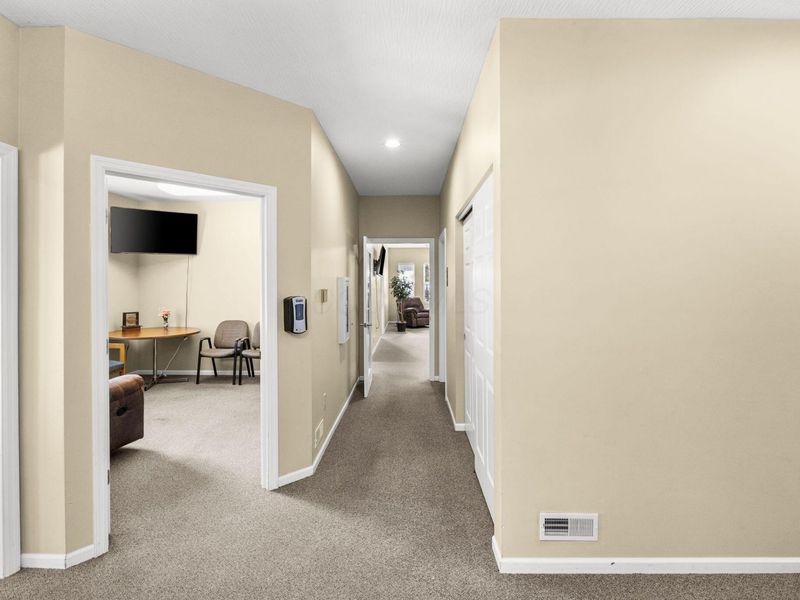 616 Office Parkway , Unit B, Westerville, OH 43082 Photo 12