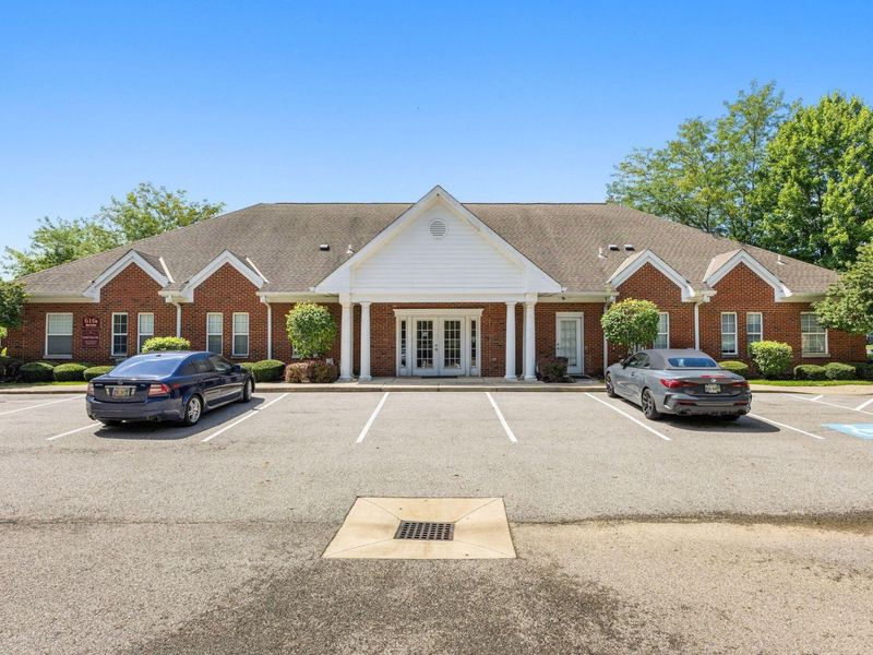 616 Office Parkway , Unit B, Westerville, OH 43082 Photo 2