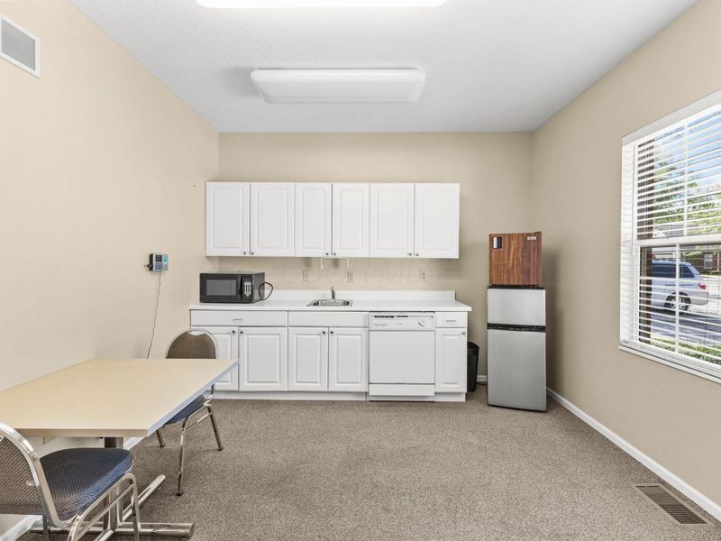 616 Office Parkway , Unit B, Westerville, OH 43082 Photo 27