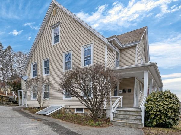 17 Mason St, Unit 2, Hudson, MA 01749