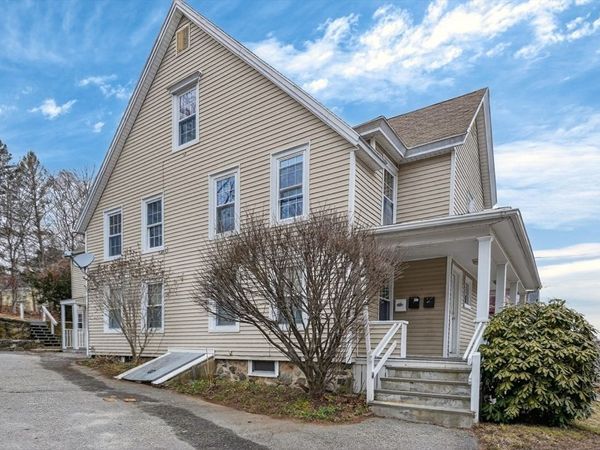 17 Mason St, Unit 2, Hudson, MA 01749