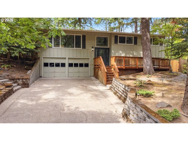 30 COACHMAN DR, Eugene, OR 97405