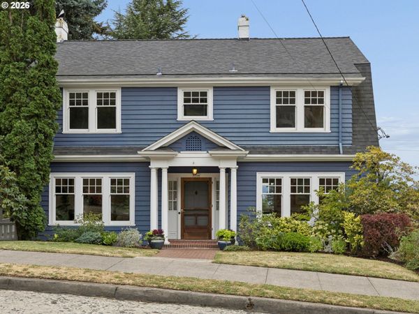 6154 SE TAYLOR CT, Portland, OR 97215