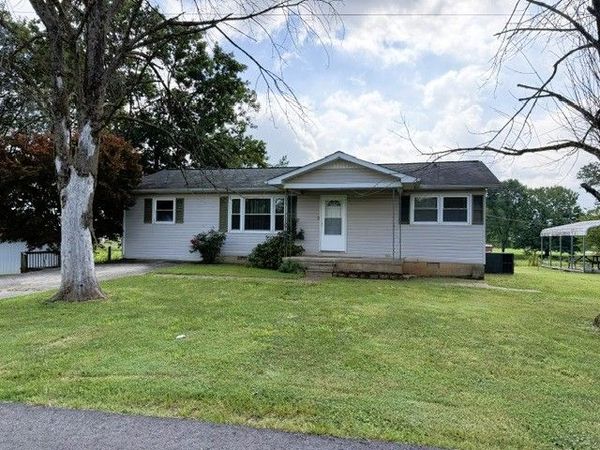 158 Womack St , Doyle, TN 38559