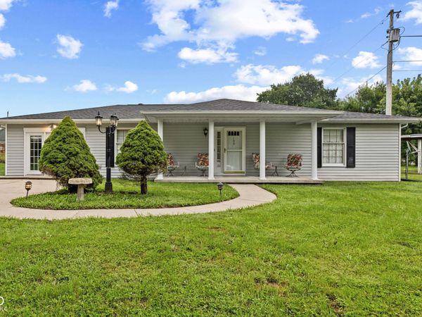 122 S 5th Street, Gosport, IN 47433