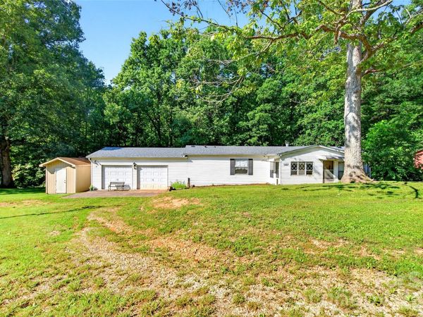 967 Moffitt Hill Road , Old Fort, NC 28761