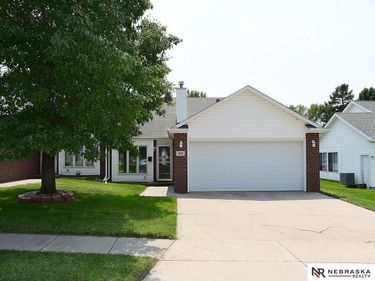 5631 Harmony Court, Lincoln, NE 68516