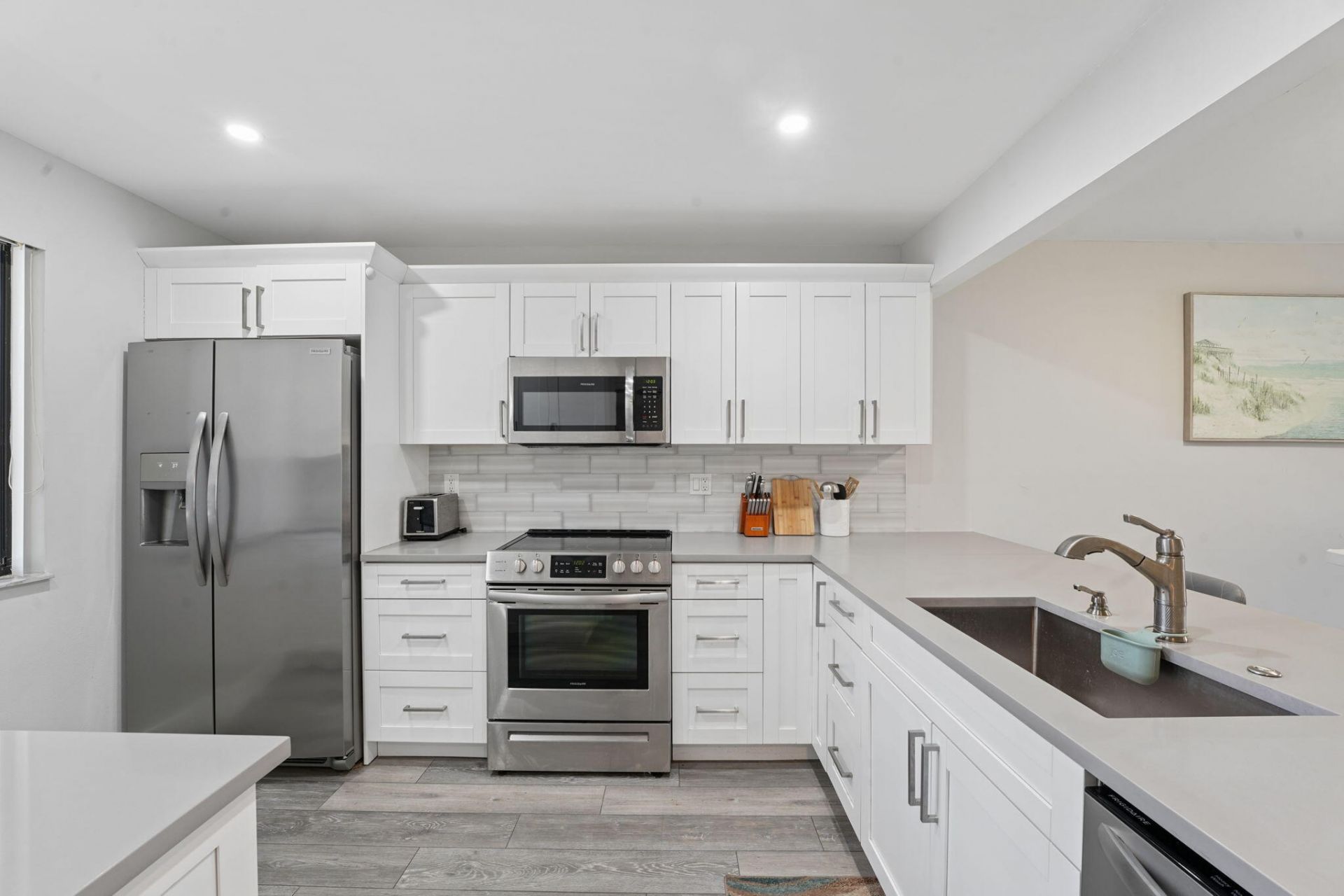 327 Lakeview Drive, Unit 203, Weston, FL 33326 Photo