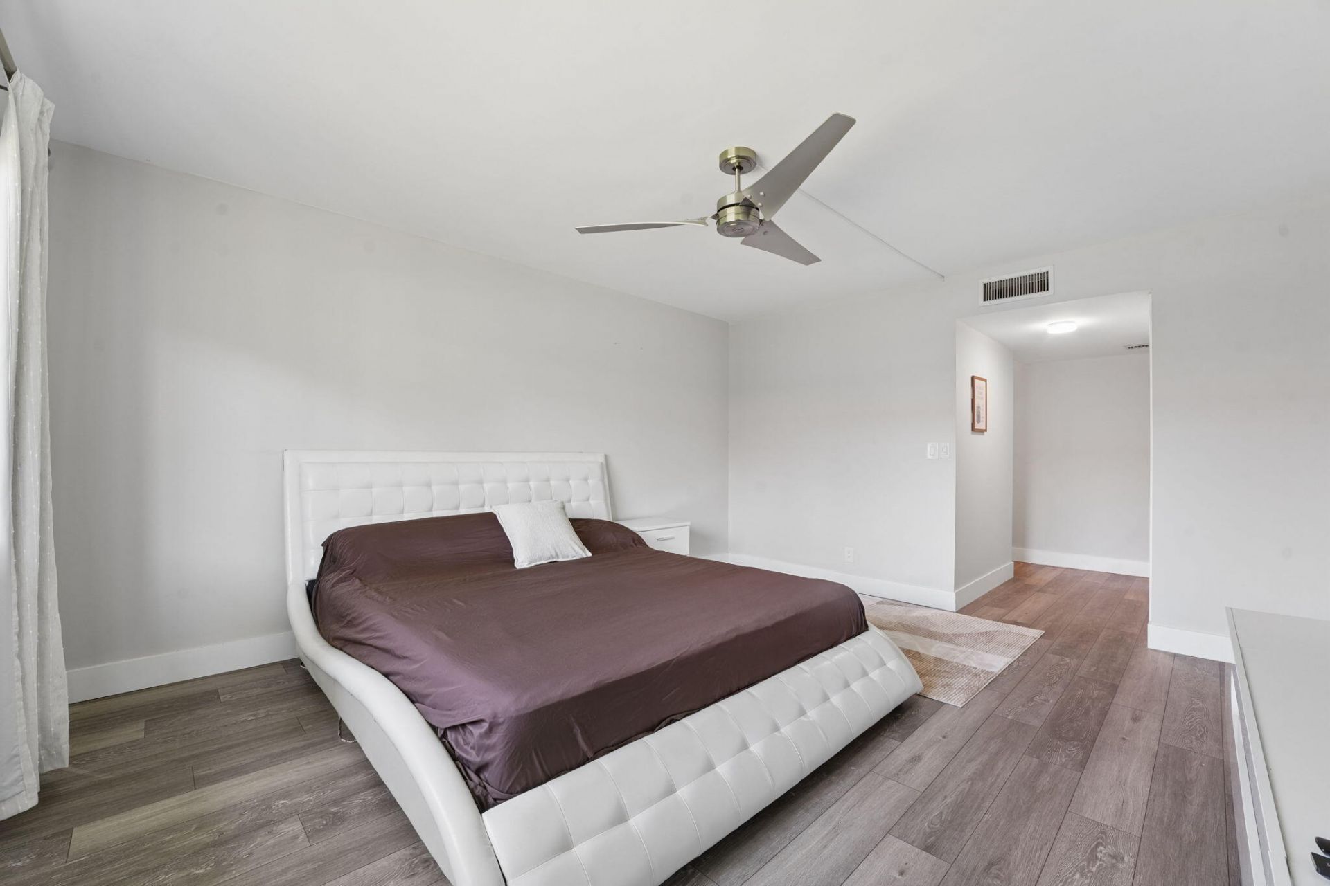 327 Lakeview Drive, Unit 203, Weston, FL 33326 Photo