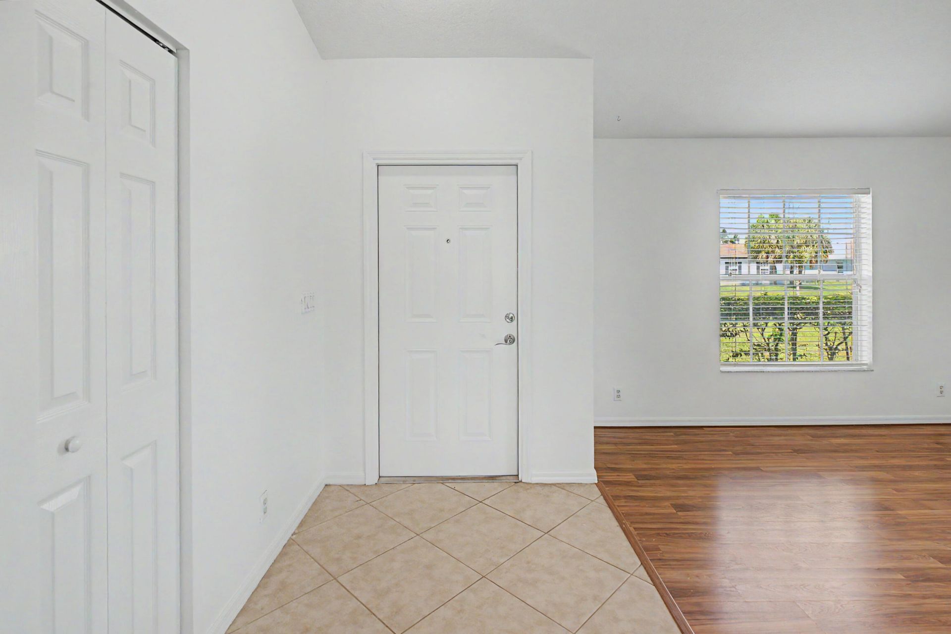 2585 SE Lakewood Street, Port Saint Lucie, FL 34952 Photo