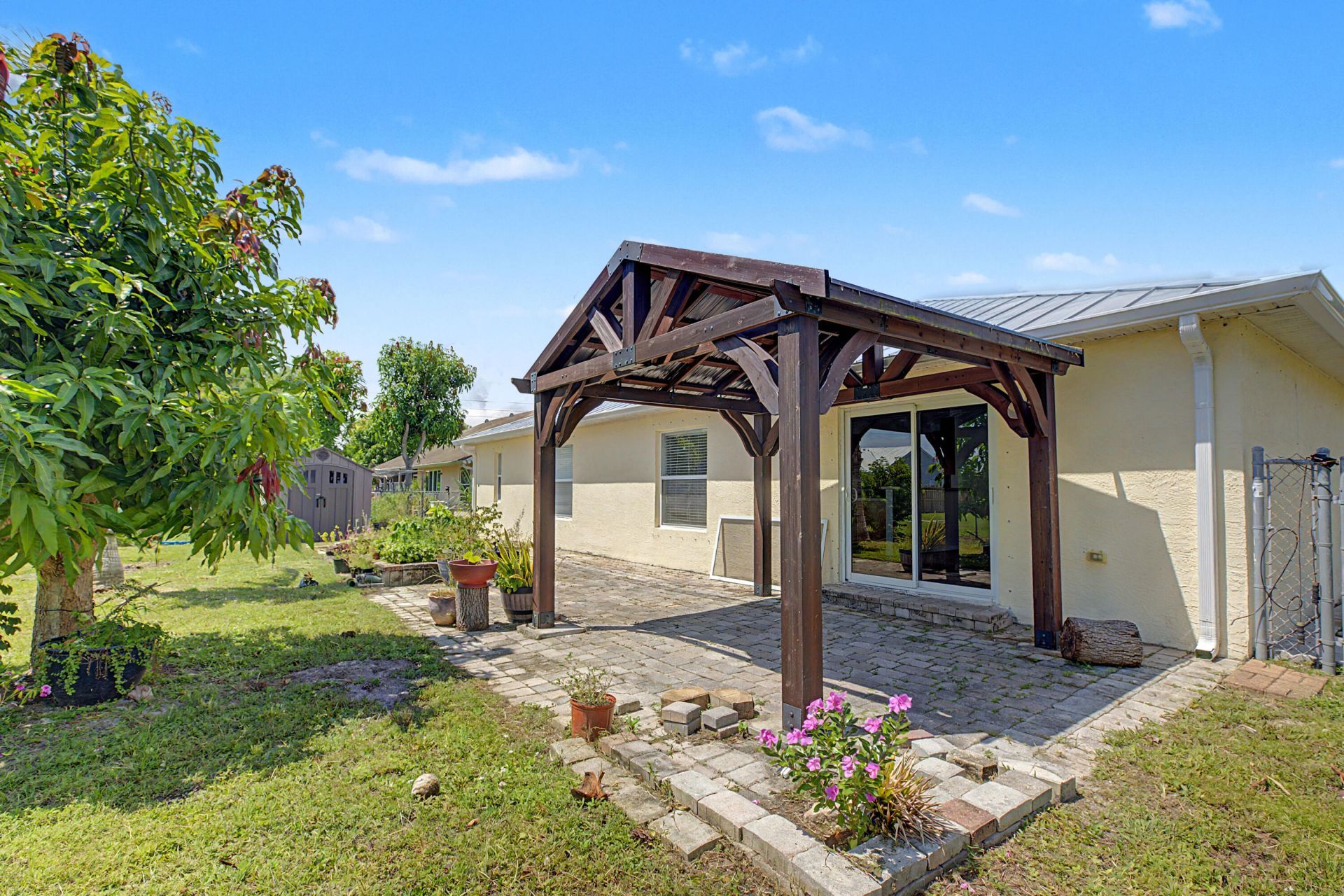 2585 SE Lakewood Street, Port Saint Lucie, FL 34952 Photo