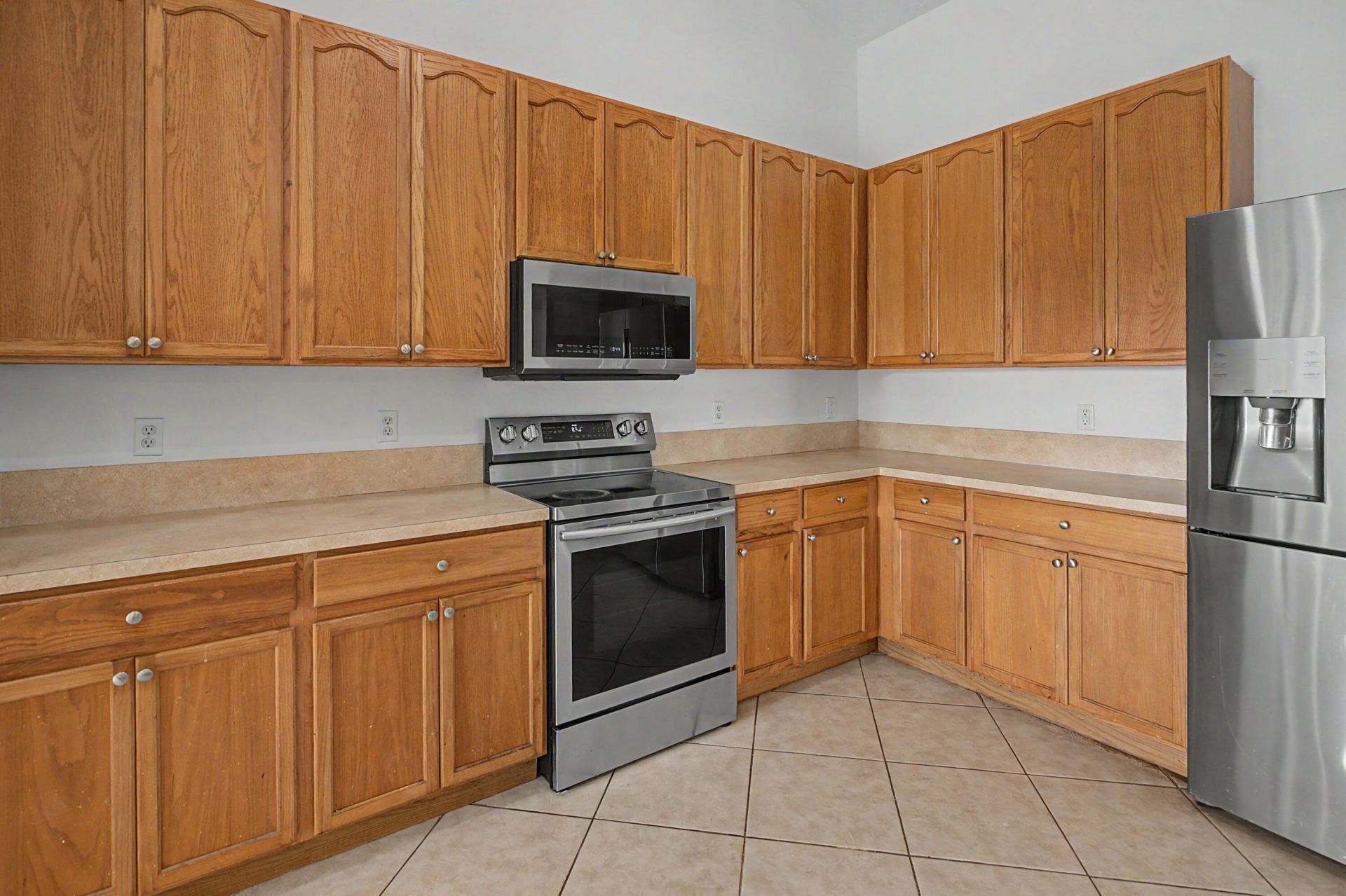2585 SE Lakewood Street, Port Saint Lucie, FL 34952 Photo