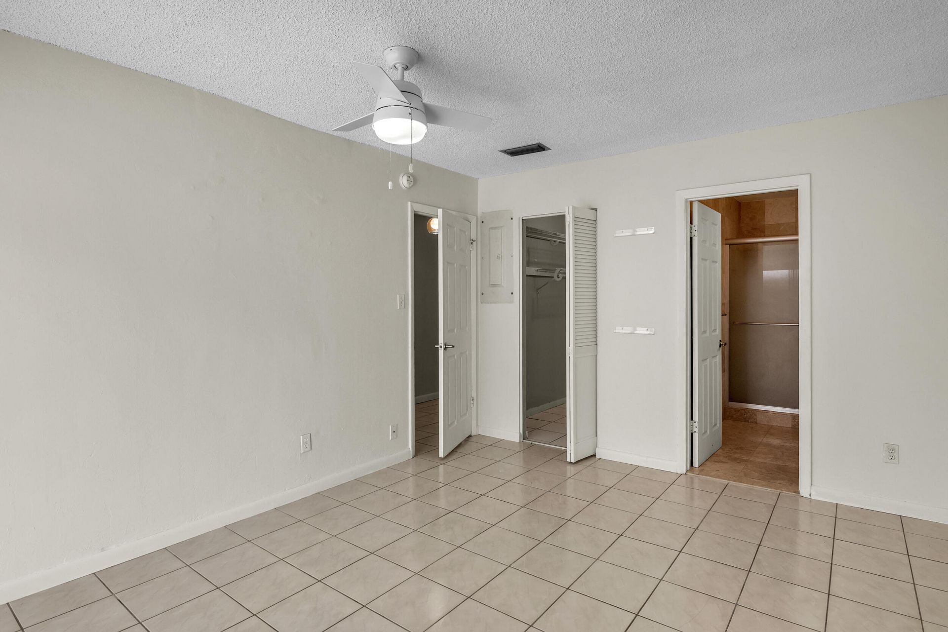 9428 NW 65th Street, Unit C4, Tamarac, FL 33321 Photo
