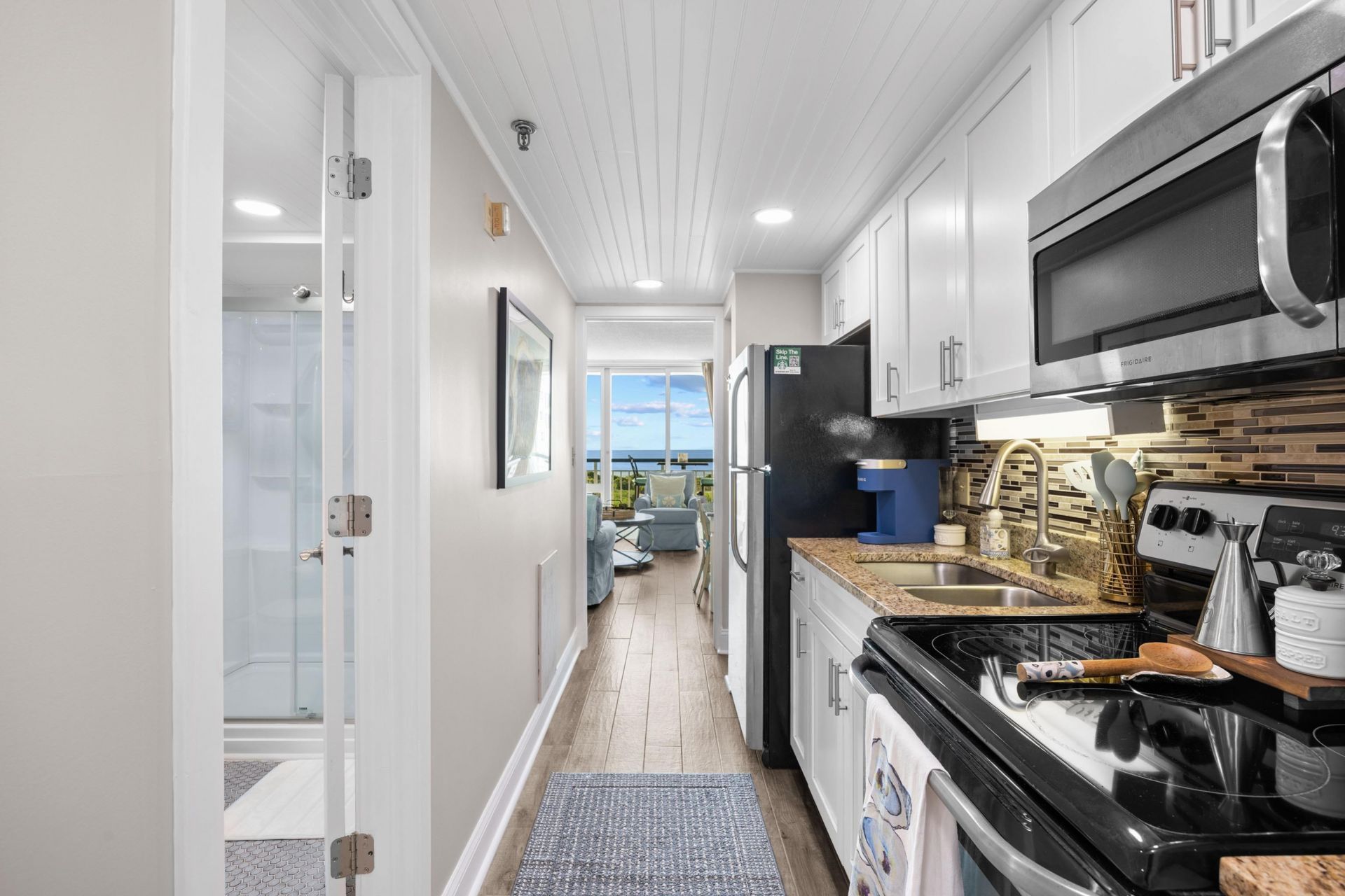 601 Retreat Beach Circle Photo 17