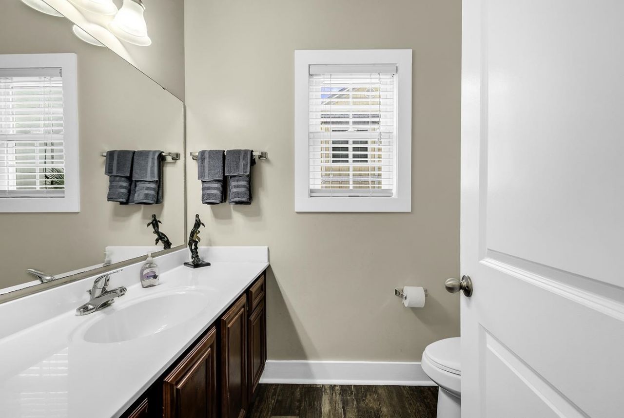 2740 Kashton Dr. Photo 9