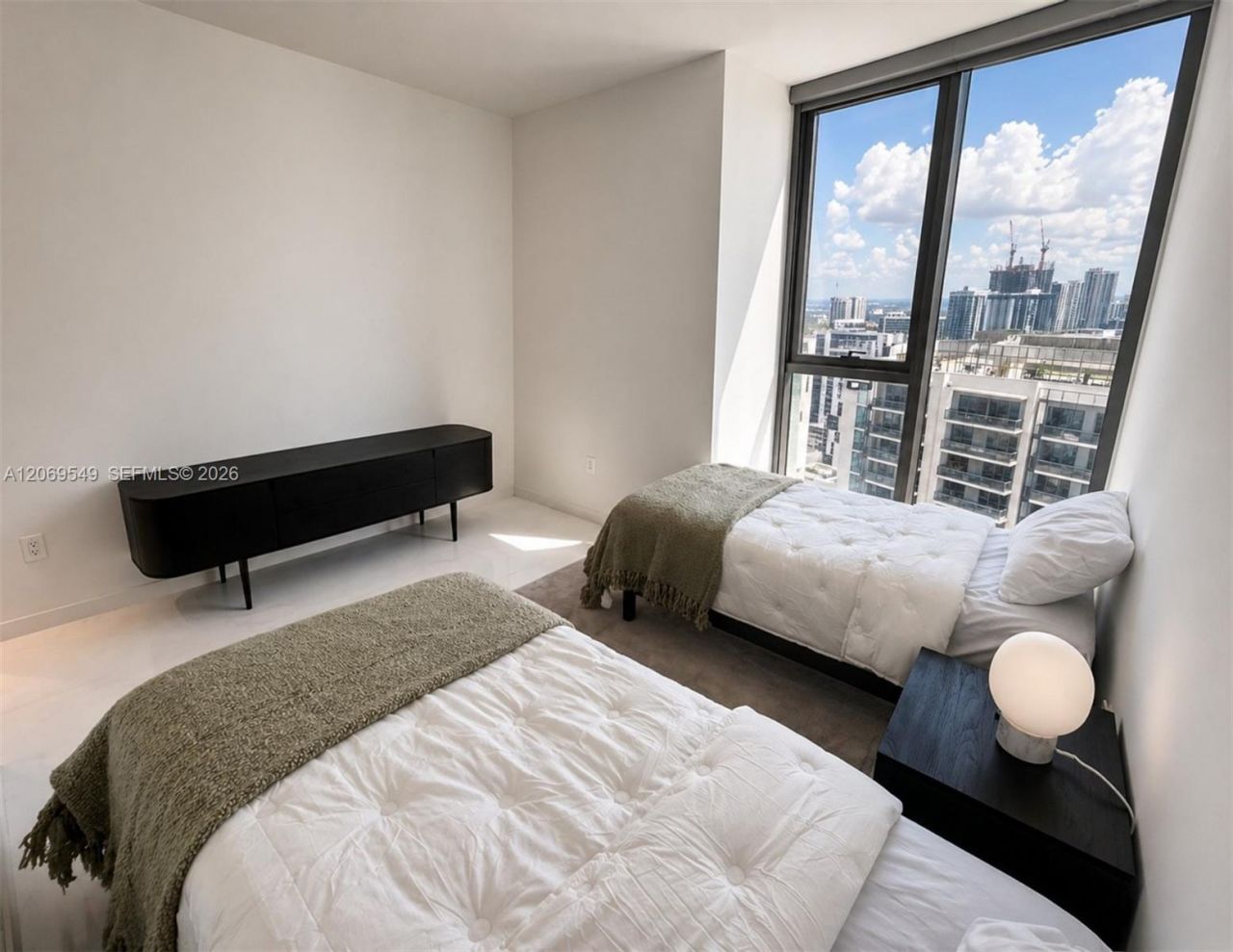 300 Biscayne Blvd Way, Unit 4404, Miami, FL 33131 Photo