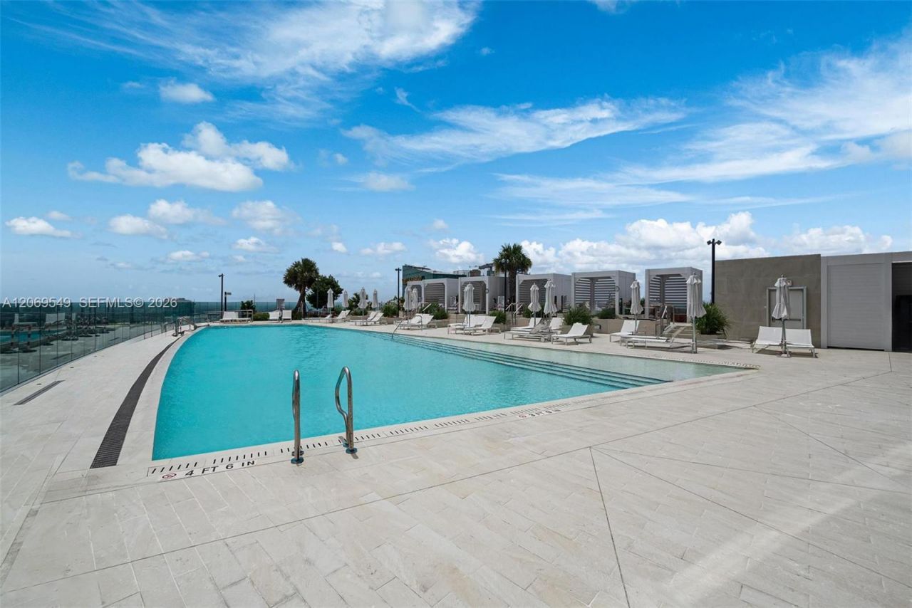 300 Biscayne Blvd Way, Unit 4404, Miami, FL 33131 Photo