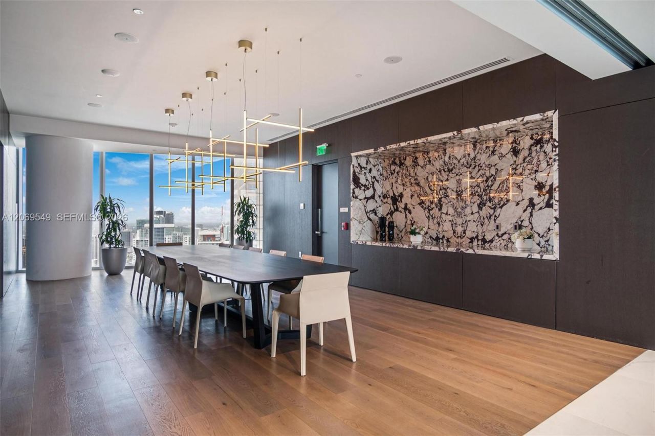 300 Biscayne Blvd Way, Unit 4404, Miami, FL 33131 Photo