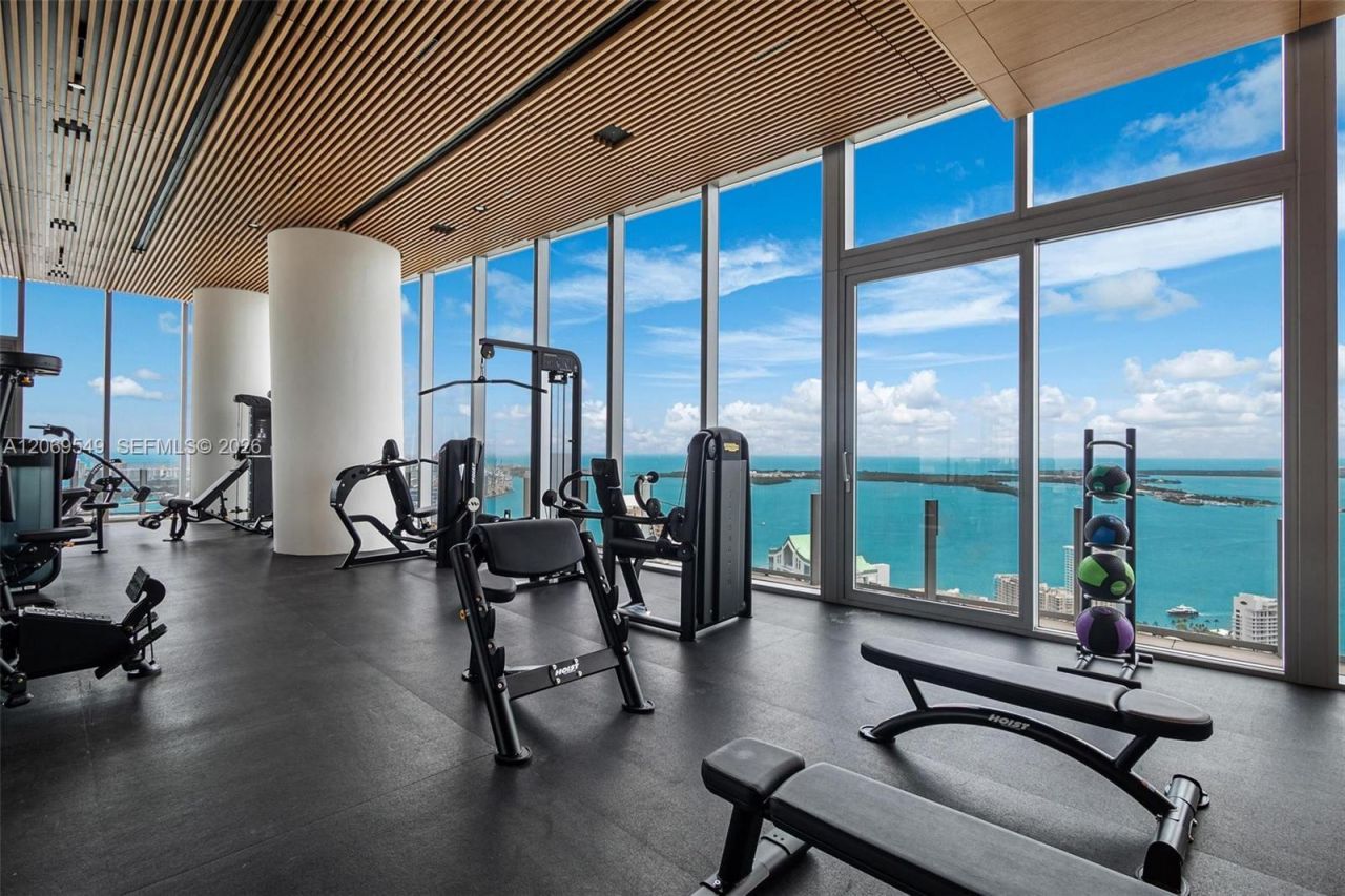 300 Biscayne Blvd Way, Unit 4404, Miami, FL 33131 Photo
