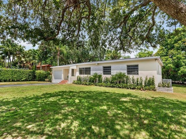 6629 SW 65th St , South Miami, FL 33143