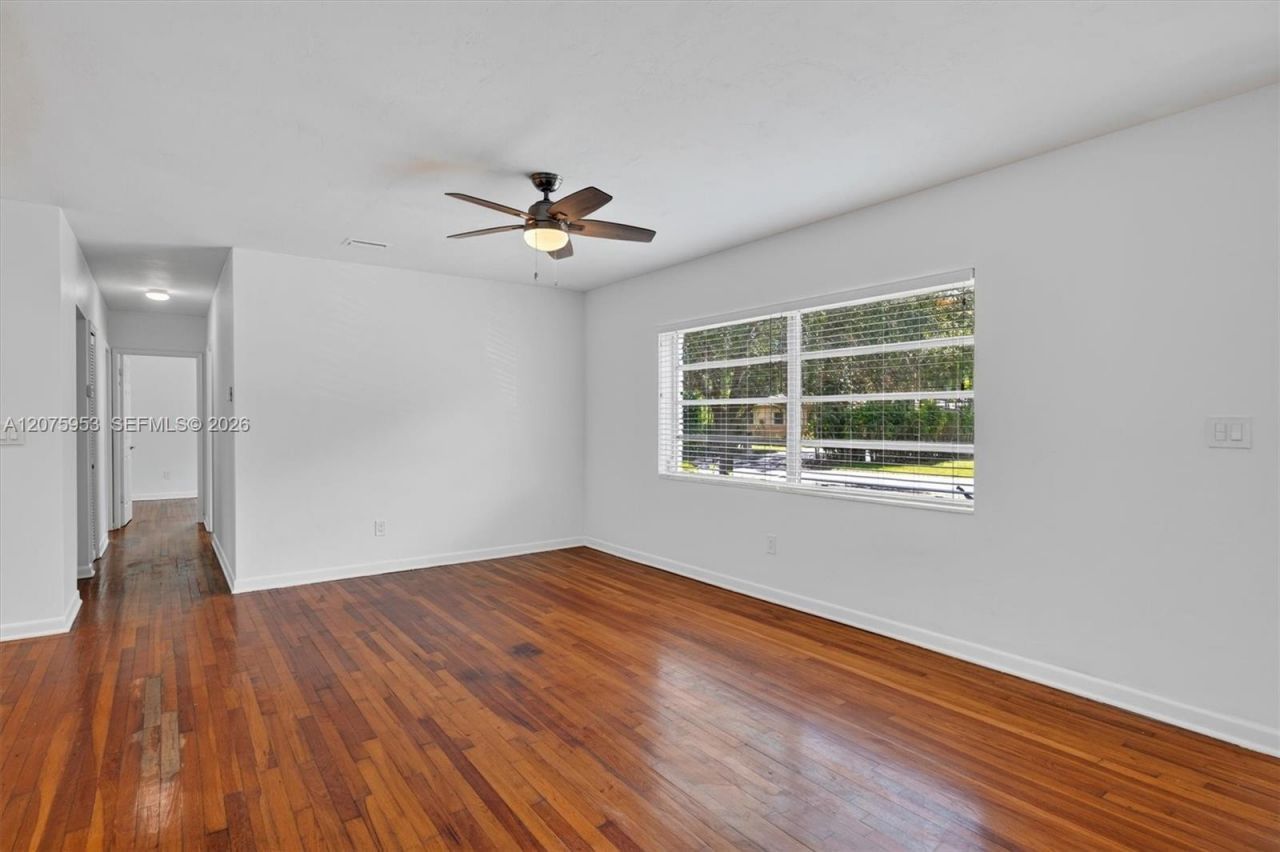 6629 SW 65th St, South Miami, FL 33143 Photo