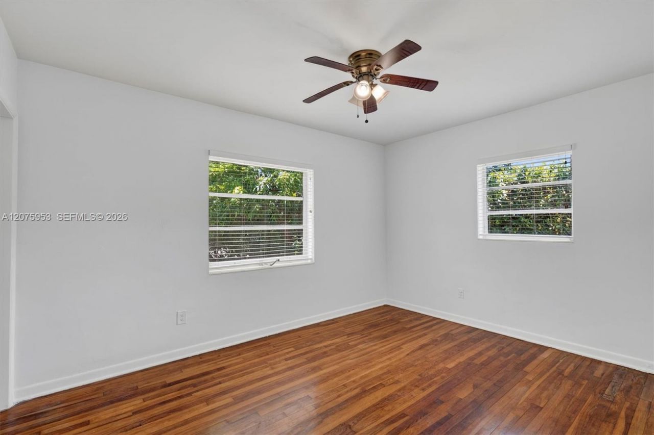 6629 SW 65th St, South Miami, FL 33143 Photo