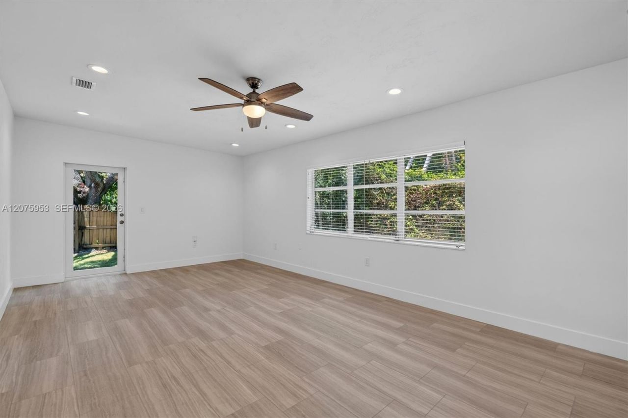 6629 SW 65th St, South Miami, FL 33143 Photo