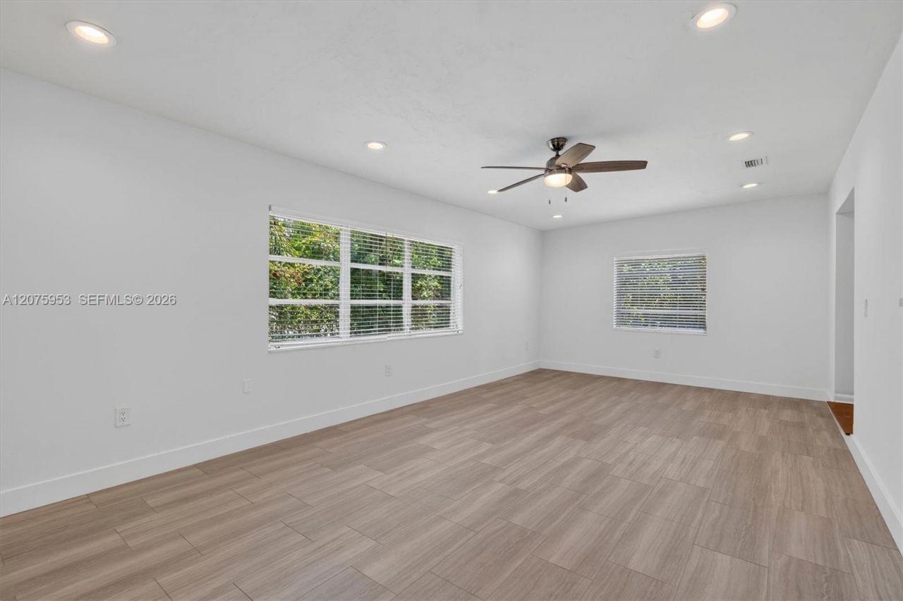6629 SW 65th St, South Miami, FL 33143 Photo