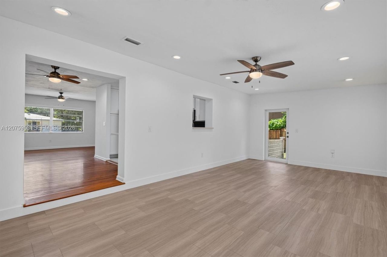 6629 SW 65th St, South Miami, FL 33143 Photo