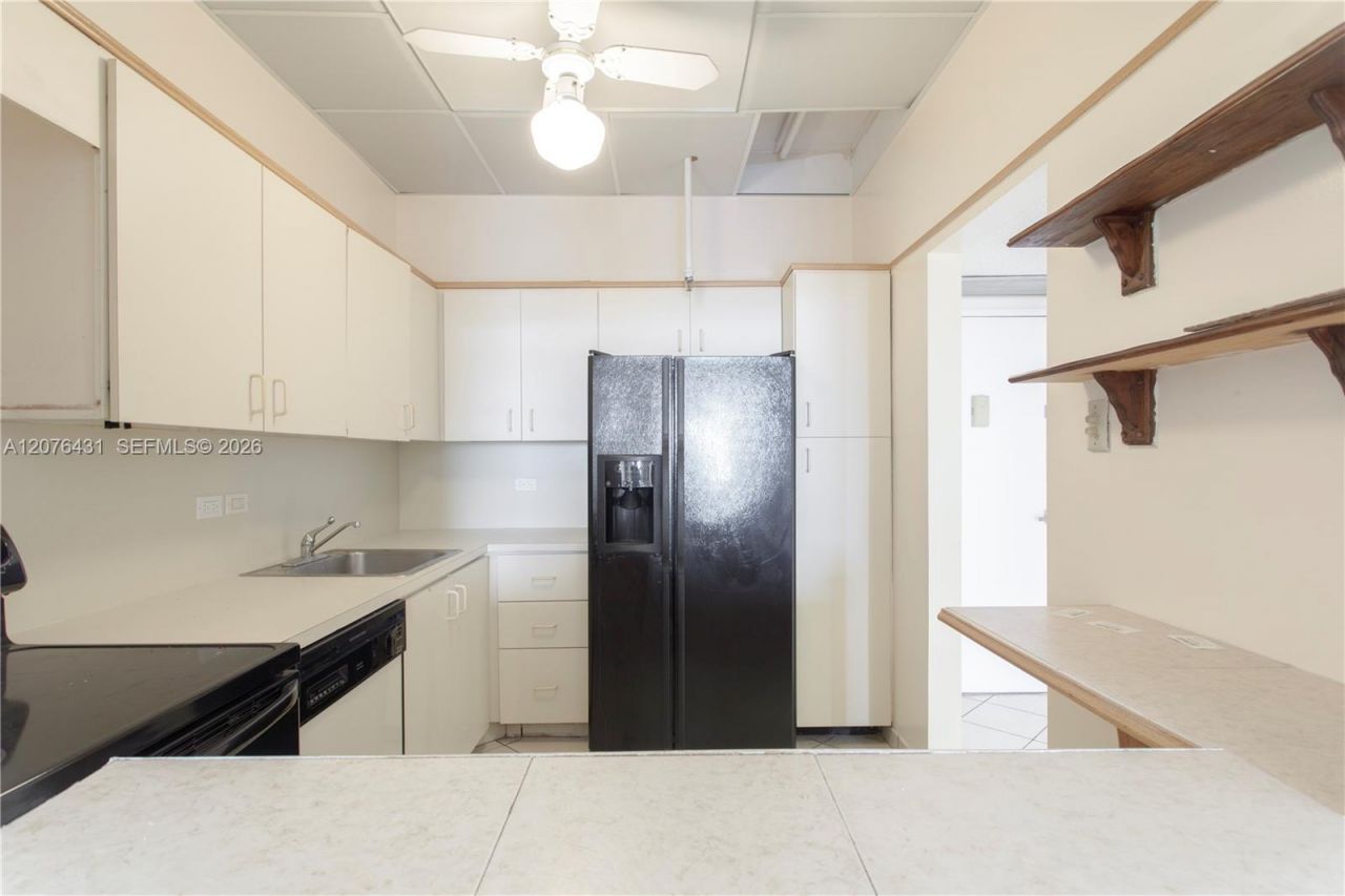 20505 E Country Club Dr, Unit PH-39, Aventura, FL 33180 Photo