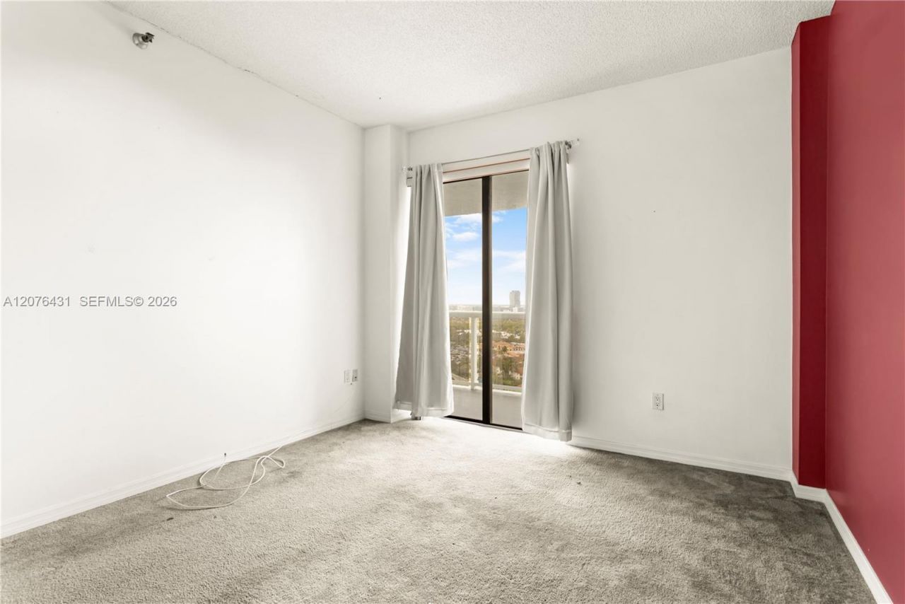 20505 E Country Club Dr, Unit PH-39, Aventura, FL 33180 Photo