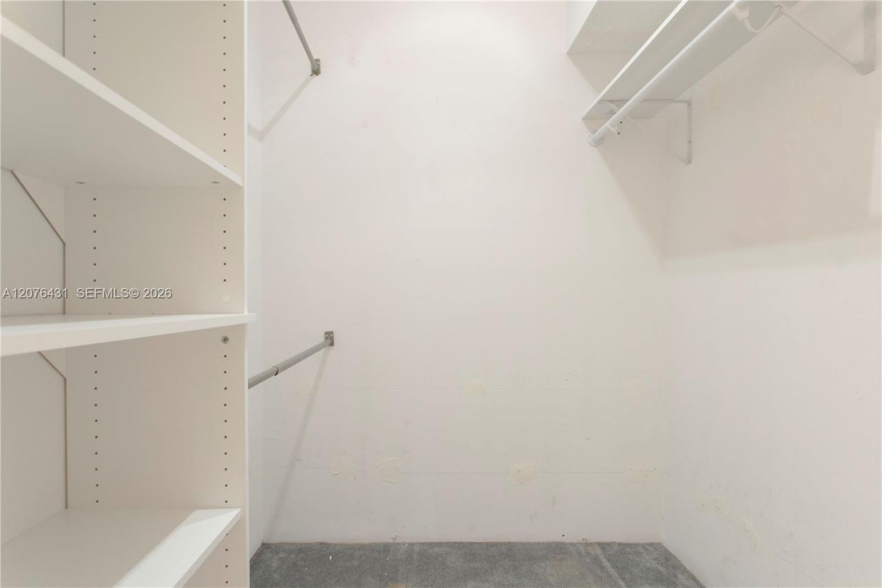 20505 E Country Club Dr, Unit PH-39, Aventura, FL 33180 Photo