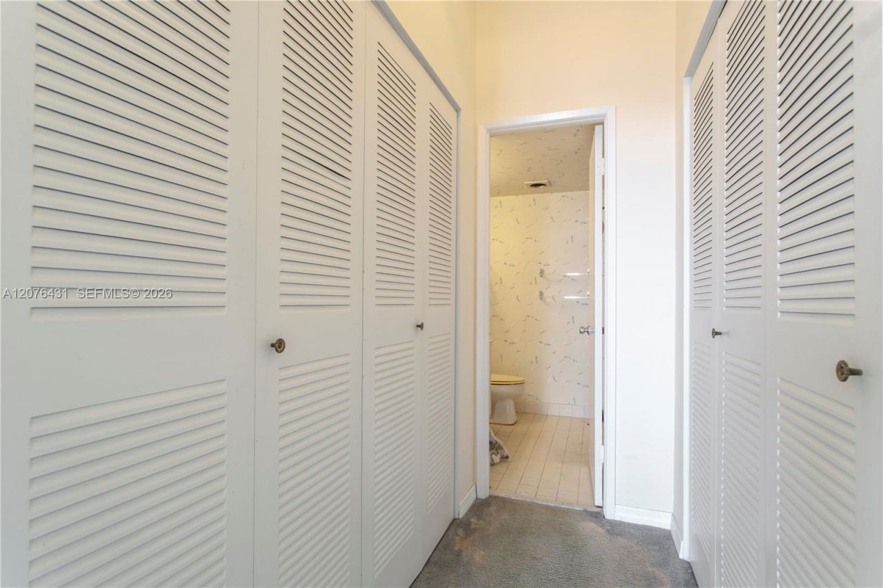 20505 E Country Club Dr, Unit PH-39, Aventura, FL 33180 Photo