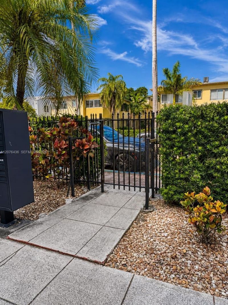1525 Meridian Ave, Unit 106, Miami Beach, FL 33139 Photo