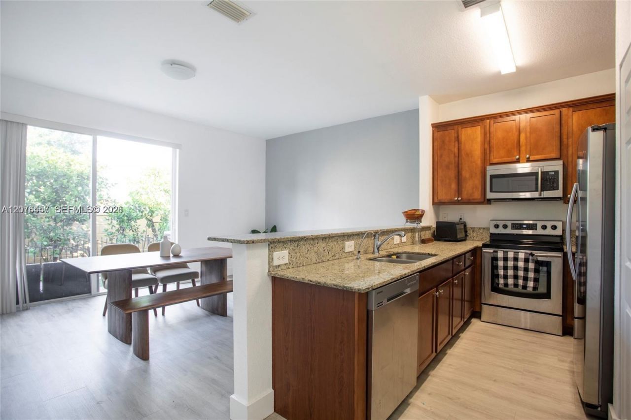 8925 SW 18th St , Unit 404, Miramar, FL 33025 Photo