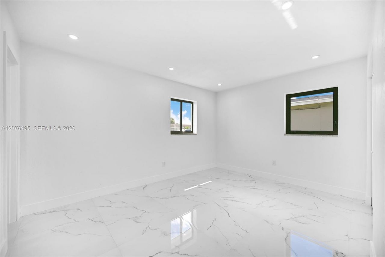 17930 NW 42nd Pl , Miami Gardens, FL 33055 Photo