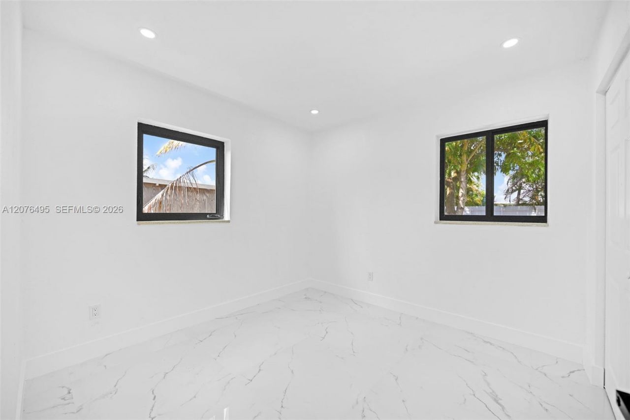 17930 NW 42nd Pl , Miami Gardens, FL 33055 Photo