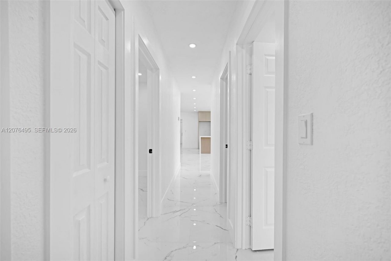 17930 NW 42nd Pl , Miami Gardens, FL 33055 Photo