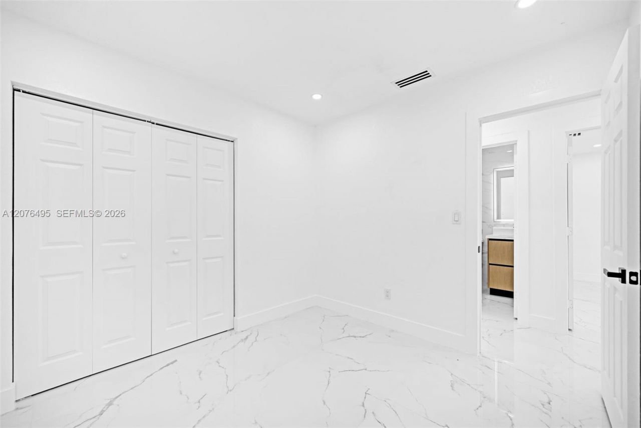 17930 NW 42nd Pl , Miami Gardens, FL 33055 Photo