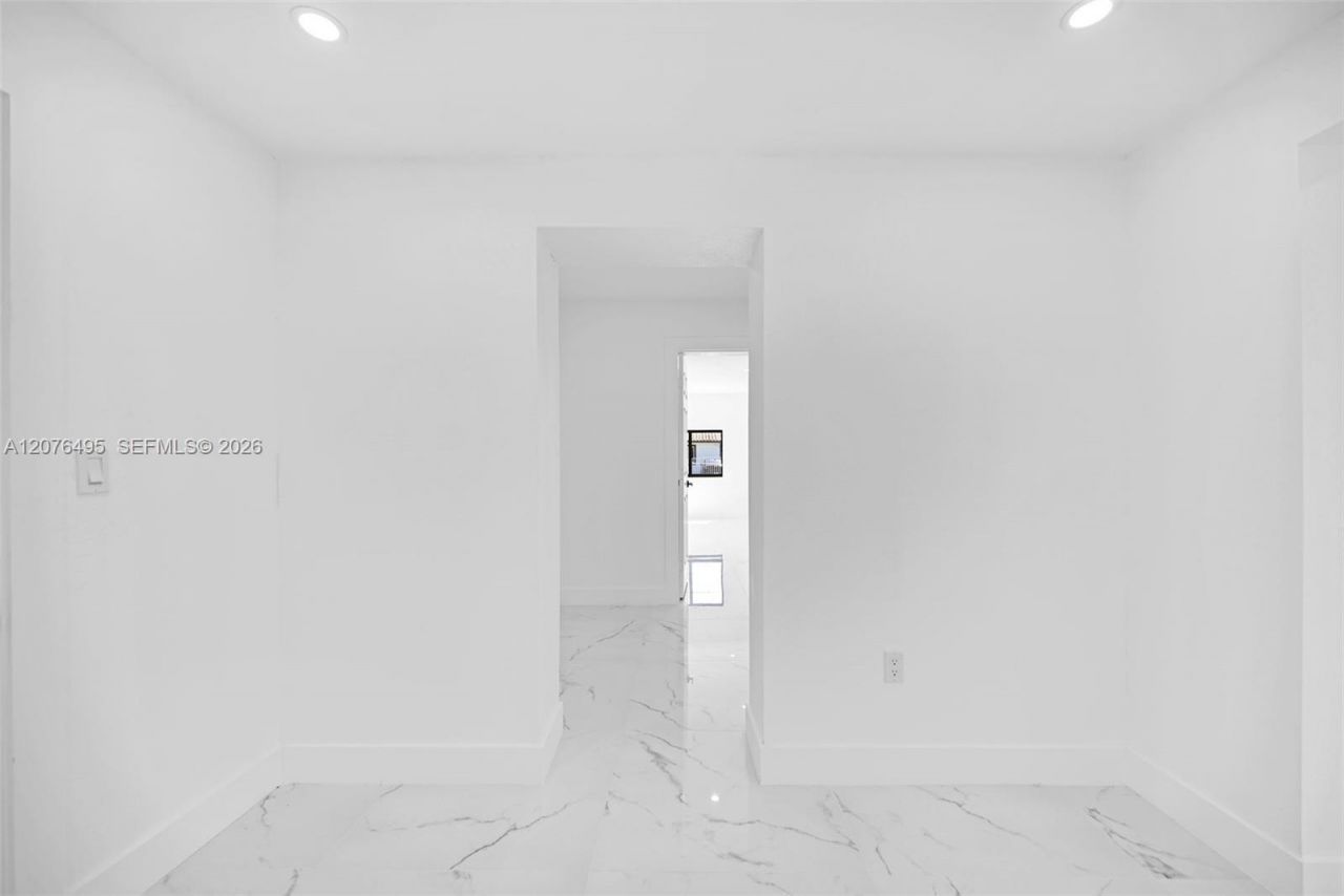 17930 NW 42nd Pl , Miami Gardens, FL 33055 Photo