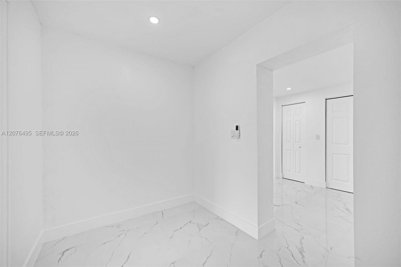 17930 NW 42nd Pl , Miami Gardens, FL 33055 Photo