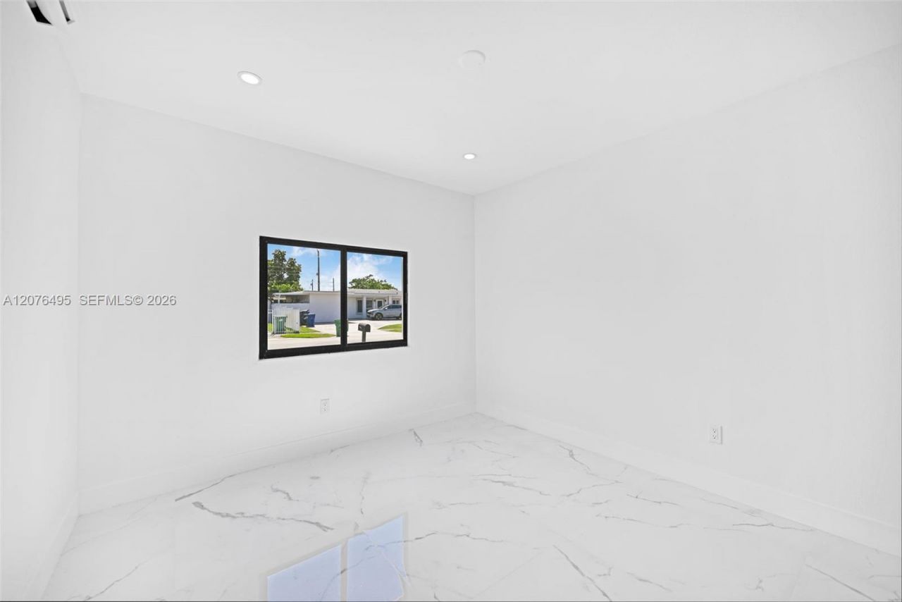 17930 NW 42nd Pl , Miami Gardens, FL 33055 Photo