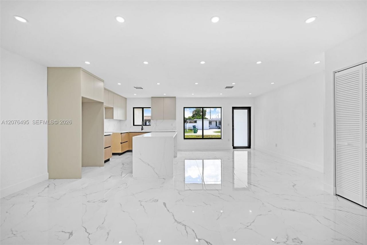 17930 NW 42nd Pl , Miami Gardens, FL 33055 Photo