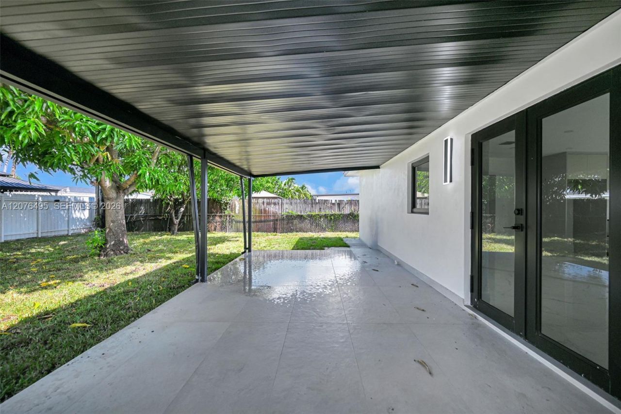 17930 NW 42nd Pl , Miami Gardens, FL 33055 Photo