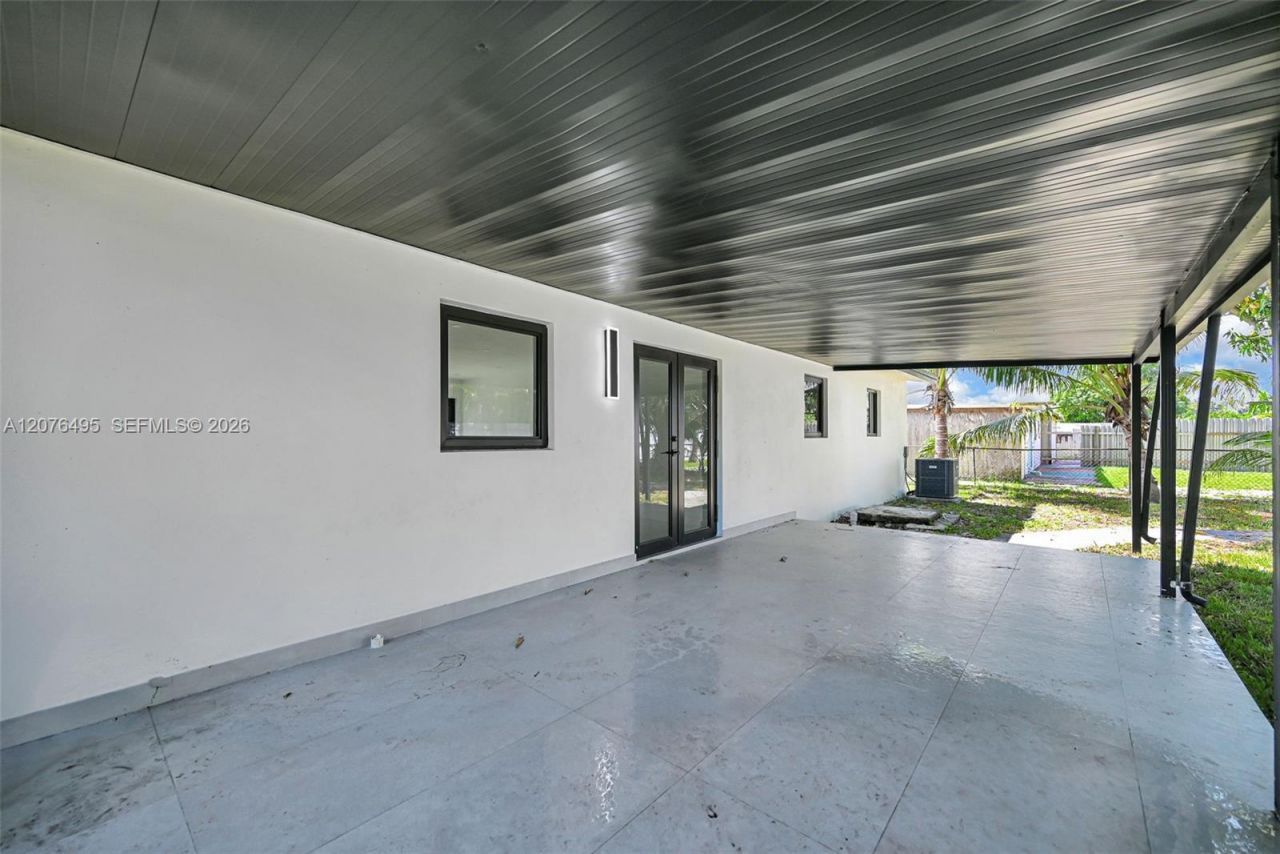 17930 NW 42nd Pl , Miami Gardens, FL 33055 Photo