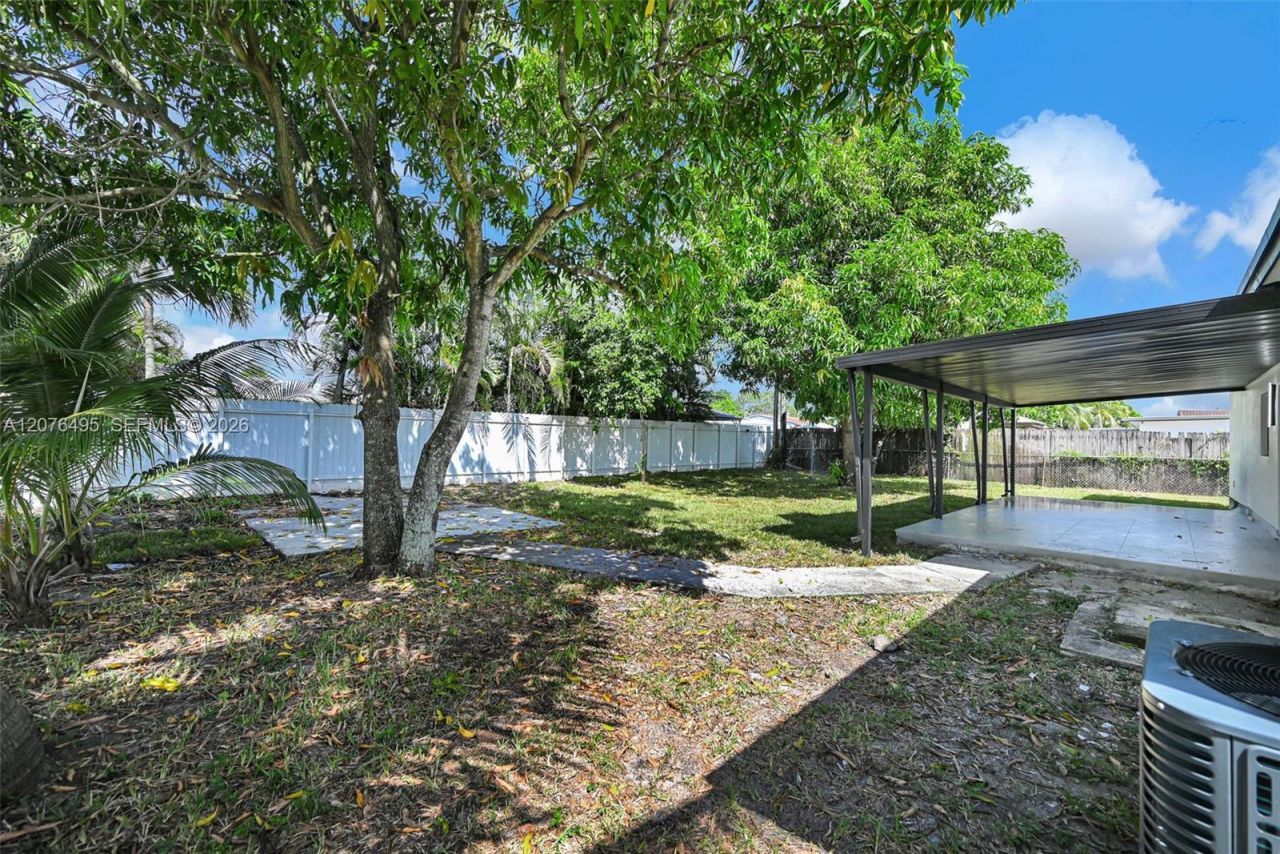 17930 NW 42nd Pl , Miami Gardens, FL 33055 Photo