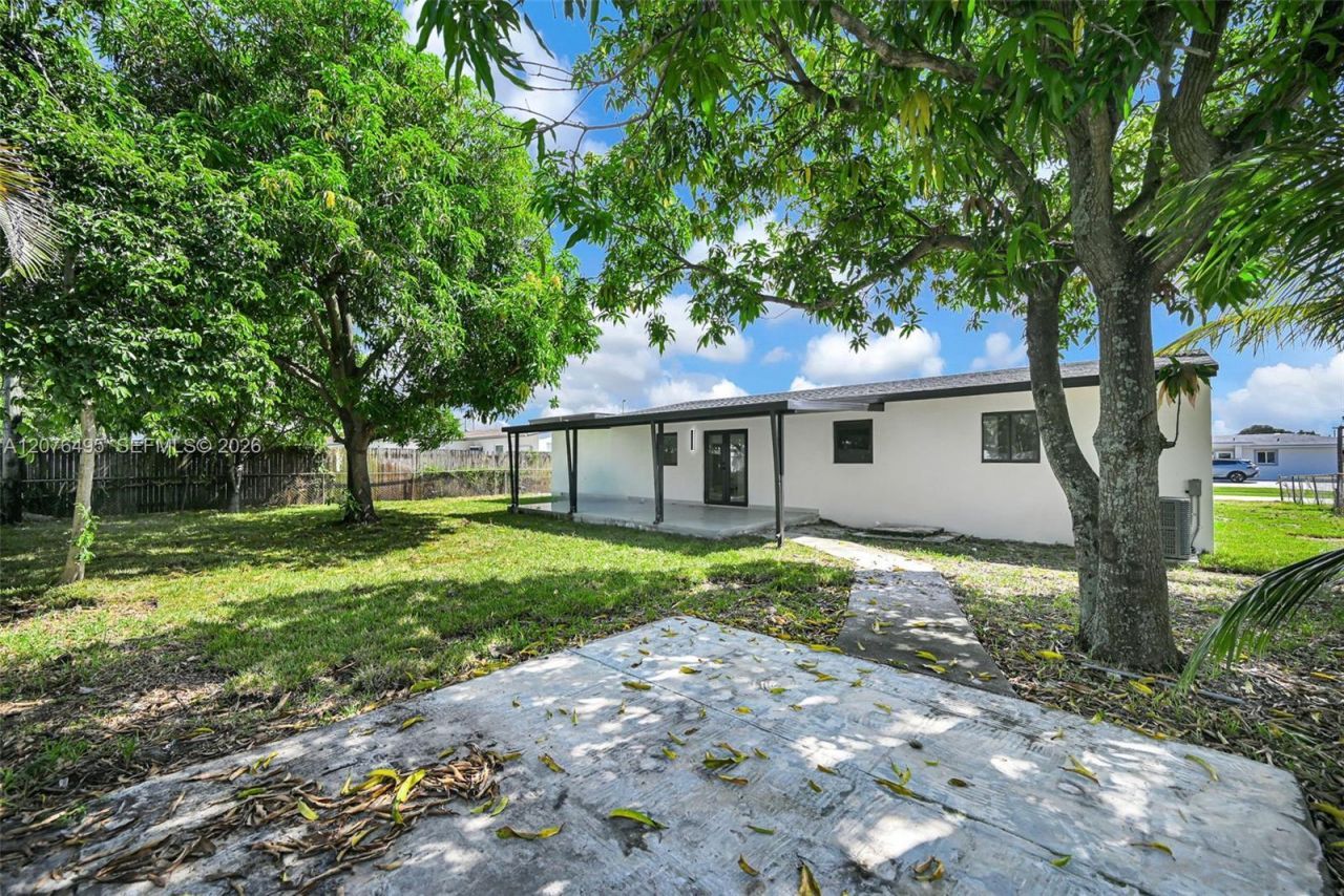 17930 NW 42nd Pl , Miami Gardens, FL 33055 Photo